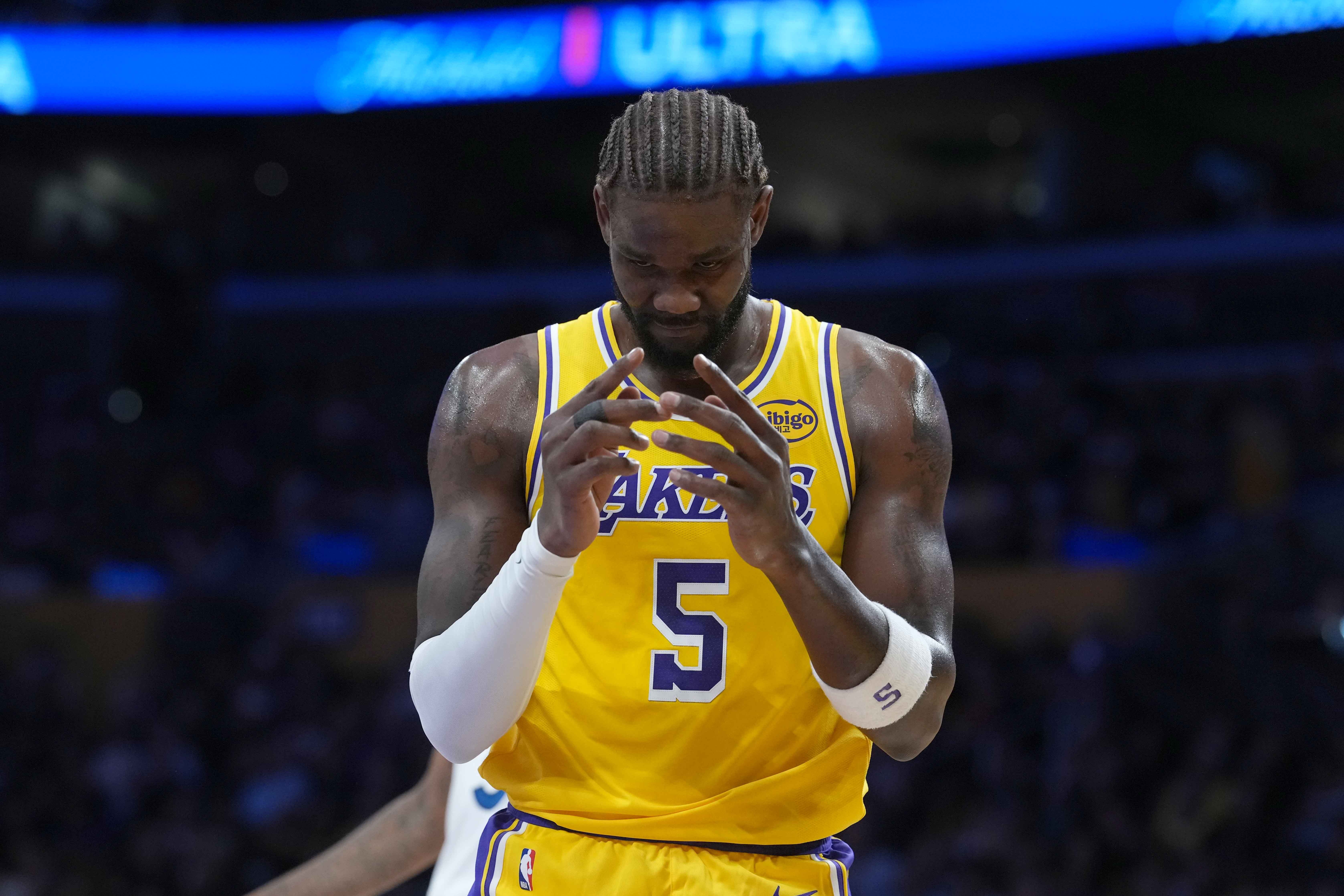 赛程安排-艾顿：火箭一直以身体对抗强度著称 这正是季后赛的乐趣所在